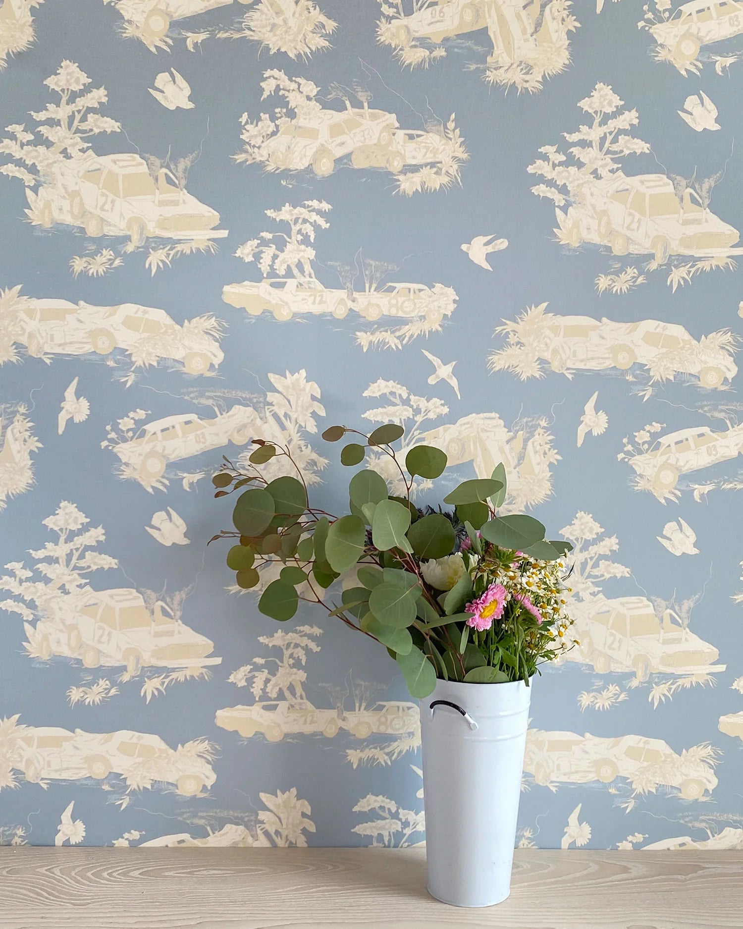 Toile de Derby - Summer Sky Wallpaper